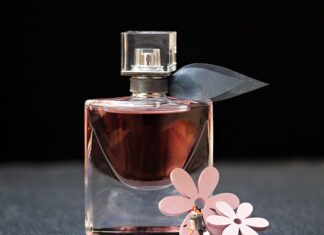 Jak podbić zapach perfum?